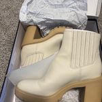 Dolce Vita Castero H20 Ivory Heeled Boots White Size 9.5 Photo 5