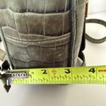 Madewell The Mini Abroad Crossbody Bag Croc
Embossed Leather Edition Photo 10