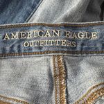 American Eagle  SZ 6 Vintage Hi-Rise Cropped Jeans Button-Fly Two-Tone Chewed Hem Photo 9