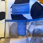 Simply Vera, Vera Wang Simply Vera Vera Wang size 6 white black navy back zipper front pockets Photo 1