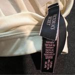 Victoria's Secret Incredible Essential Strappy Back pale yellow Sports Bra Photo 4