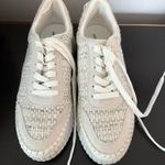 Universal Threads Target/Universal Thread White Shoes Photo 0