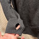 LULULEMON WOMENS SMALL Gray Sweater Photo 1