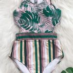 Cupshe Miss U Palms and Stripes One-Piece Swimsuit Size Small Photo 2