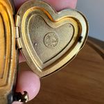 EXQUISITE ANTIQUE ART NOUVEAU GOLD FILL LARGE SHIELD Heart LOCKET NECKLACE Photo 8
