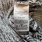 EUC DKNY Jeans Women’s Drop Shoulder Herringbone Crop Sweater Size Large Gray Photo 8