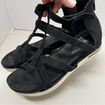 Eileen Fisher  Black Suede Leather Strappy Sandals Womens 8 Flats Comfort Shoes Photo 10