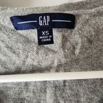 Gap Women's  Gray Vneck Tie Knot Light Sweater Long Sleeve Shirt Size XS Photo 2