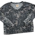 Chaser  Shirt Womens X Small‎ Gray Camo Vintage Rib V Neck Top Snap Detail Photo 1