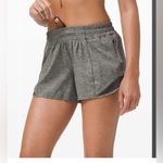 Lululemon  hotty hot short II 4” heather lux multi black size 10 Photo 3