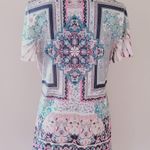 Live and let live  medallion tee size medium Photo 5