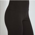 Lysse  Signature Center Seam Leggings Black Small Photo 1