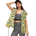 Diane Von Furstenberg NWOT DVF Nylon Packable Yellow Poppy
Short Sleeve Hooded Vest L Photo 2