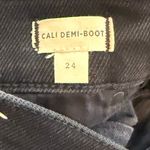 Madewell  Cali Demi-Boot Jeans‎ in Bayland Wash: Raw-Hem Edition Photo 3