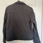 Vuori  Women's Dark Gray Utility Jacket Photo 2