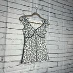 Loft Ann Taylor Black and White Cap Sleeve Fitted Blouse SZ 2 Petite Chic Preppy Photo 1