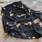 Kimchi Blue  Black Floral Butterfly Wrap Tie Linen Women’s Shorts Sz 0 EUC Photo 2