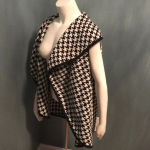 Mud Pie  Holden Houndstooth blanket vest black white Photo 3