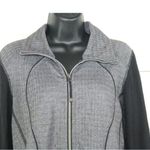 Lululemon ladies lululomen jacket size 6 Photo 1