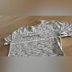 Lululemon Run It Out Tee Tiger Space Dye Black White size 8 Photo 6