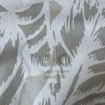 Alo Yoga ALO Size XXS Yoga White Leaf Pattern Leggings Photo 5