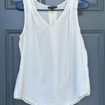 Banana Republic creamy office wear satin sleeveless blouse size small Photo 10