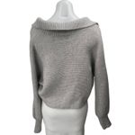 Princess Polly  Women's Gray Long Sleeve V Neck Knit Polo Sweater Top Size M/L Photo 1