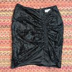 superdown  BLACK RUCHED LACED MINI SKIRT Photo 0