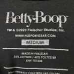 Betty Boop Cowgirl Feisty and Bold T-Shirt Size Medium  Photo 3