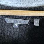 Vince Womens size XS Yak Wool Crew Neck Waffle Knit Sweater Charcoal 73107 Flaw Photo 3