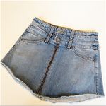 Carmar Sahara Beasley Double Waist Front Zip Denim Skirt Size 2 Photo 9