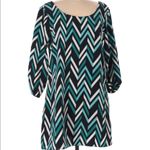 Moa Moa  medium green chevron print shift dress Photo 1