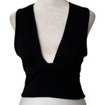 Wilfred  Free black v-neck crop tank top size M Photo 0