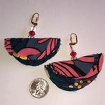 Unique Floral Pink and Gold Tone Beaded Boho Earrings Photo 3