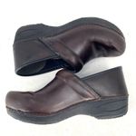 Dansko  XP Brown Oiled Leather Clogs Nursing Shoes Womens Size 38 US 7.5-8 Photo 1