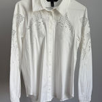 WHBM Embroidered Eyelet Minimalist Luxury Blouse White Size 6‎ Button Down Photo 0