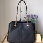 Michael Kors Purse Photo 1