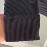 Tommy John Zen Ribbed long sleeve crew w/ pockets in phantom/faded black small Photo 3