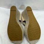 CRYSTAL QUEEN NEW BEIGE WEDGE SANDAL W/WOVEN TRIM SZ 7.5 Photo 6