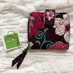Vera Bradley Mini Zip Wallet Mod Floral Pink Retired Coin Pocket Boho New W/Tag Photo 0