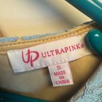 Ultra Pink Ultra‎ Pink Light Blue Garment Photo 3