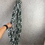 Zoozatz Scarf Womens Green White Viscose Spartan Logo Infinity Heathering Fringe Photo 5