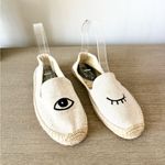 Soludos  X Jason Polan Wink Embroidered Slipper Flat in Tan Canvas - Size 6 Photo 2
