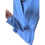 Diane Von Furstenberg  Cotton Crepe Roll Tab Sleeve Blouse Blue‎ Size 0 EUC Photo 2