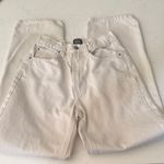 BDG White High-Waisted Jeans. Size 25. Baggy. Cream. Photo 1