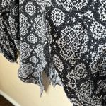 En Crême En Creme Printed Split Back Blouse Photo 5