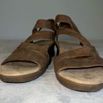 Baretraps Women’s  Sandals 9.5 Brown Wedge Photo 5