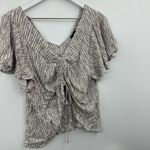 Daytrip  By Buckle Woven V Neck Cinch Shirt Size Large Photo 4