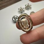 Bead Cluster /Cameo Clip On Earrings Vintage Photo 7