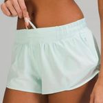 Lululemon Hotty Hot Short 2.5” Photo 0